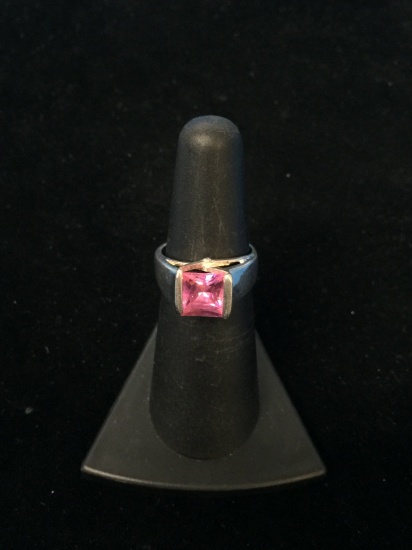 Sterling Silver & Pink Gemstone Ring - Size 5.5