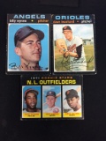 3 Card Lot of 1971 Topps Baseball High Numbers - 716, 718, 728
