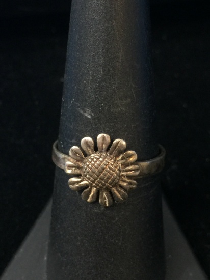 Carved Sterling Silver Sun Flower Ring - Size 7.75