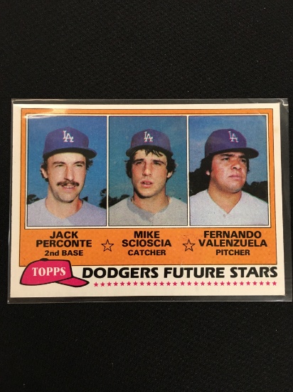 1981 Topps Fernando Valenzuela Dodgers Rookie Card