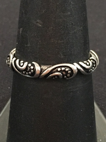 Vintage Hand Carved Filligree Sterling Silver Ring Band - Size 8