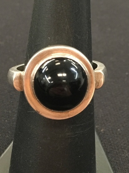 Modern Sterling Silver Ring w/ Large Onyx Cabachon - Size 7.5