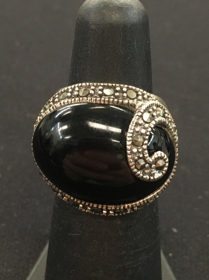Hand Made Thai Vintage Sterling Silver Ring Band w/ Large Onyx Cabachon w/ Marchasite Frame  -Size 5