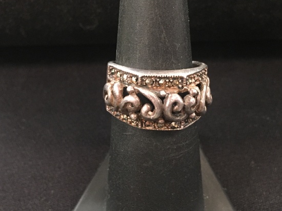 Antique Sterling Silver Ring Band w/ Hand Fashoined Filligree Framed by Marchasite - Size 6.75