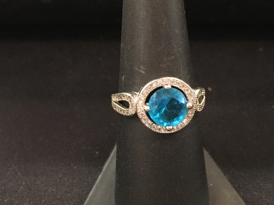 Vintage Sterling Silver Ring w/ Round Blue Gemstone Center - Size 7.25