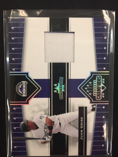 2005 Donruss Classics Juan Uribe Rockies Jersey Card with Stripe