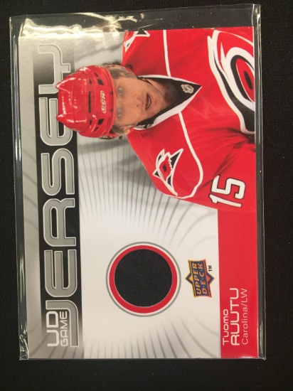 2010-11 Upper Deck Game Jersey Tuomo Ruutu Hurricanes Jersey Card