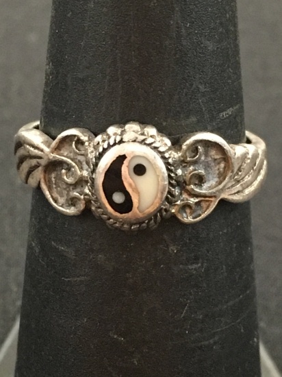 Yin-Yang Symbol Sterling Silver Ring - Size 6