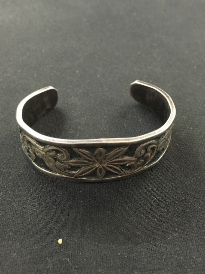 Old Pawn Mexico Hand Crafted "Fleur" Motif Sterling Silver Cuff Bracelet - 29 grams