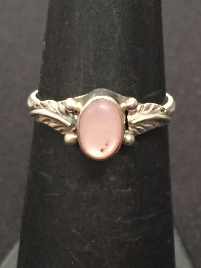 Old Pawn Sterling Silver & Pink Shell Ring - Size 5.5