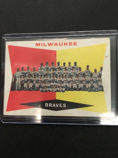 1960 Topps #381 Milwaukee Braves Team Card Vintage Baseball Card