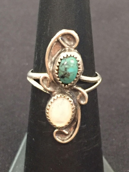 Old Pawn Sterling Silver Ring W/ Turquoise & MOP - Size 5