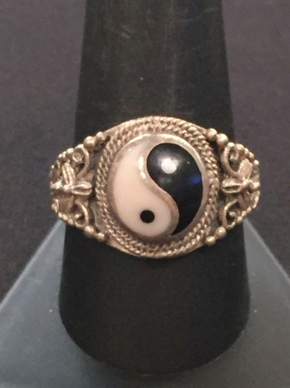 Inlaid Enamel Yin Yang Symbol Sterling Silver Ring - Size 10.25