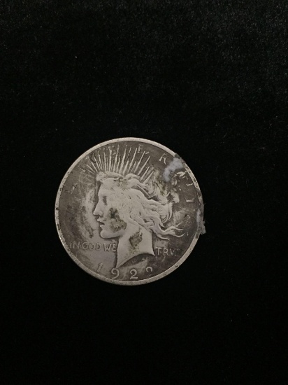 1922 United States Silver Peace Dollar - 905 Silver Coin