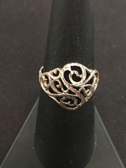 Elegant Filigree Open Scroll Styled Sterling Silver Ring Band - Size 6.5