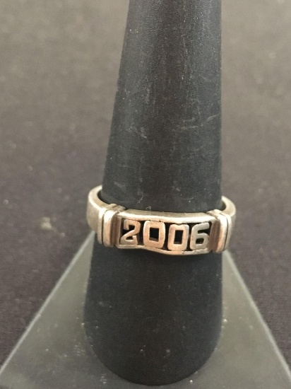 2006 Sterling Silver Graduation Ring - Size 9