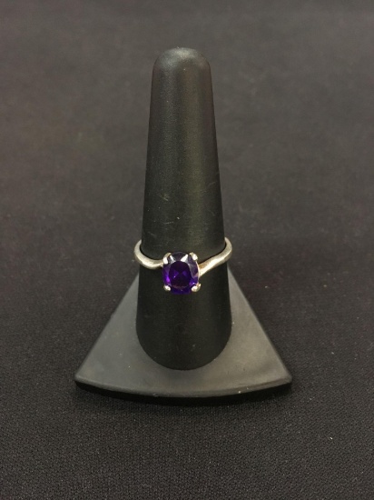 Purple Gemstone Sterling Silver Ring - Sz 8.25 (2.2 Grams)