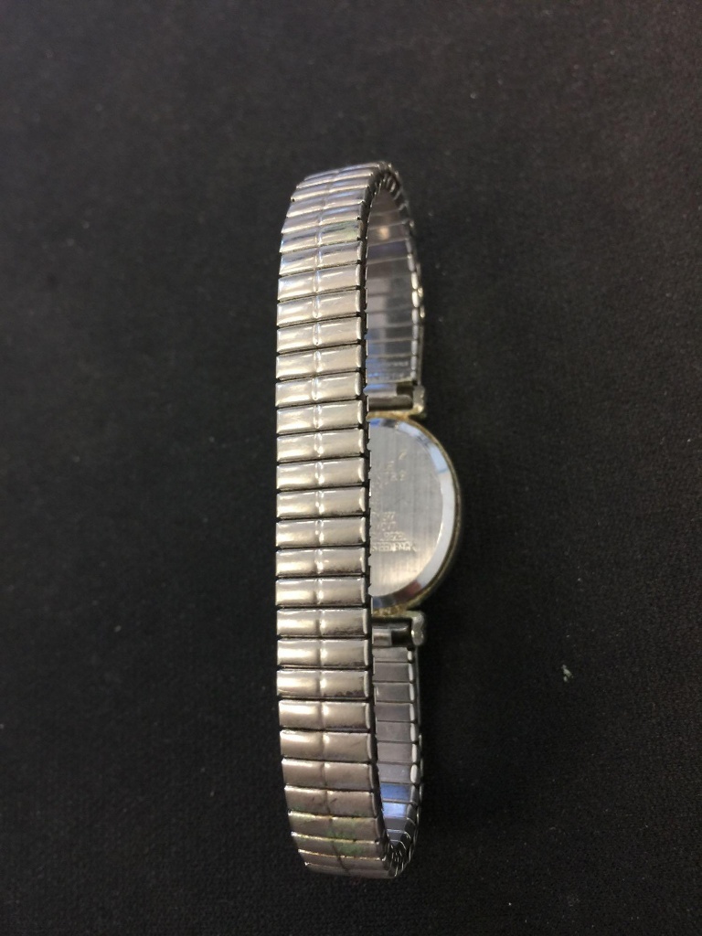 sarah coventry watch lss023