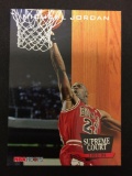 1993-94 Hoops Supreme Court Michael Jordan Bulls Basketball Insert Card