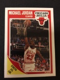 1989-90 Fleer #21 Michael Jordan Bulls Basketball Card