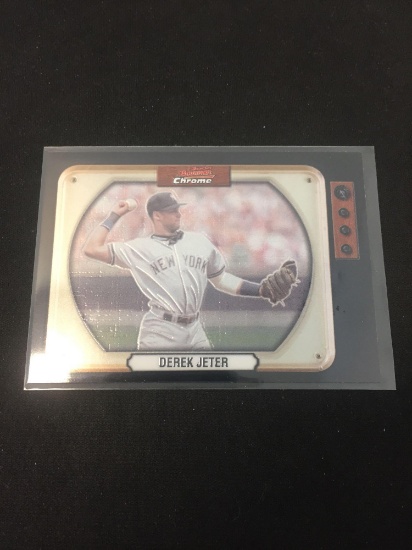 2000 Bowman Parallel Derek Jeter Yankees Insert Baseball Card