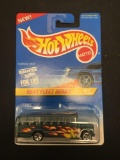 1996 Hot Wheels Heat Fleet Series School Bus Green #2/4