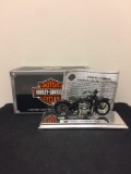 Harley-Davidson 1948 FL Panhead 1:18 Die Cast Metal Collectible