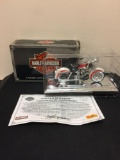 Harley-Davidson 1958 FLH Duo Glide 1:18 Die Cast Collectible