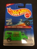 1995 Hot Wheels Fire Squad Series Ambulance Green #1/4