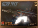 Star Trek Cut-Away U.S.S. Enterprise NCC-1701 Scale Model Kit Skill Level 2 (Facory Sealed)