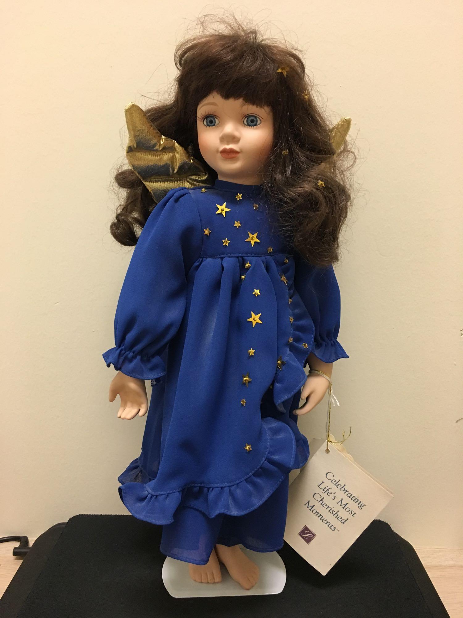 House of Lloyd Christmas Around The World Proxibid