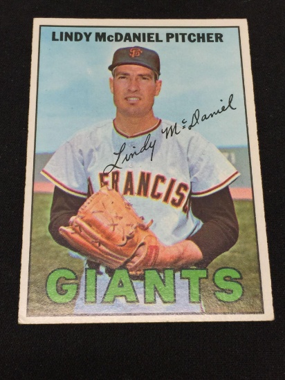 1967 Topps #46 Lindy McDaniel Giants Vintage Baseball Card