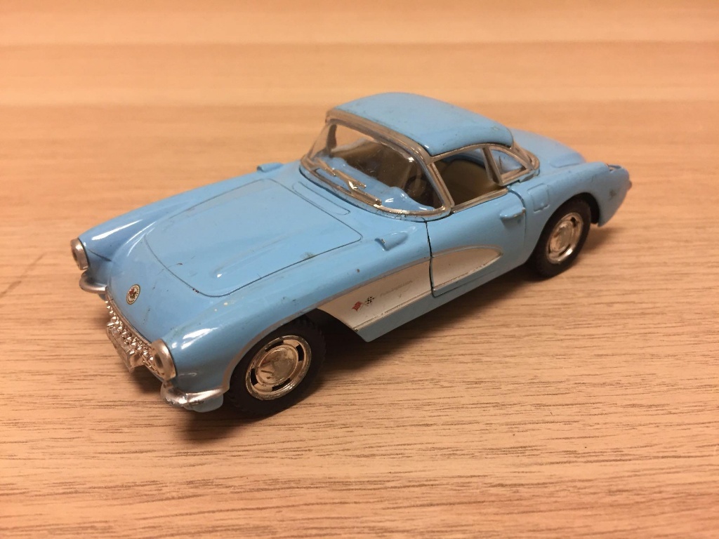 kinsmart 1957 chevrolet corvette