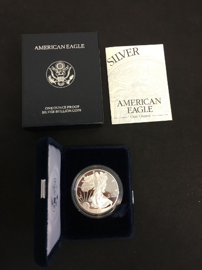 1997 United States Mint 1 Ounce .999 Fine Silver PROOF Eagle Silver Coin - in Original Box