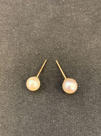 Round White 6.0mm Pearl 14kT Gold Pair of Button Earrings-1 Gram