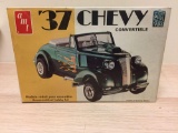AMT Street Rods '37 Chevy Convertible Scale Model Kit