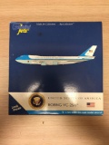 Gemini Jets United States of America Boeing VC-25A 1:400 Scale Die-Cast Model Aircaft