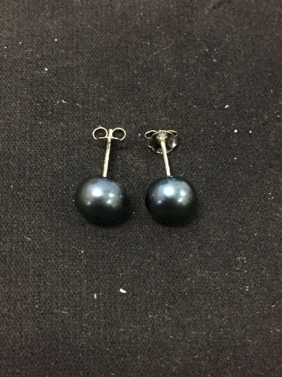 Round 8.0mm Black Pearl Pair of Sterling Silver Stud Earrings