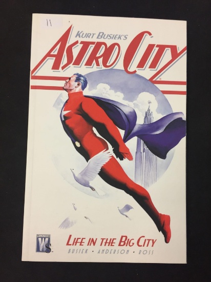 Astro City Life in the Big City Comic Book Graphic Novel from Collection
