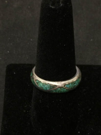 Staggered Triangles of Broken Edge Inlaid Turquoise 6.0mm Wide Half Round Sterling Silver Eternity