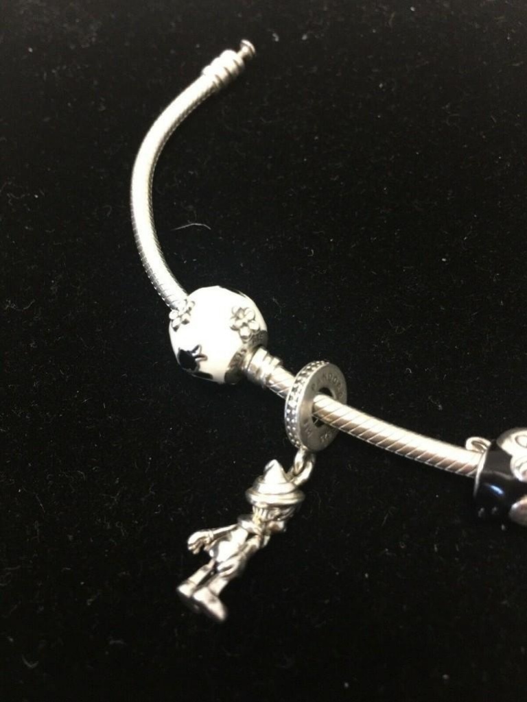 Pandora 7 5a Sterling Silver Charm Bracelet Loaded Dosney Pinocchio More Zo 8 Online Auctions Proxibid