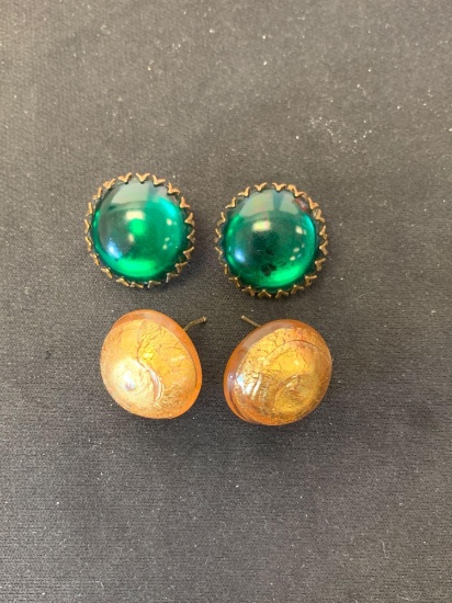 Lot of Two Round 20mm Pair of Glass Cabochon Alloy Button Earrings