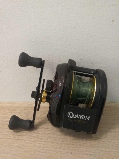 Quantum Magnum Gears Pro 4 Baitcaster Fishing Reel - Salmon