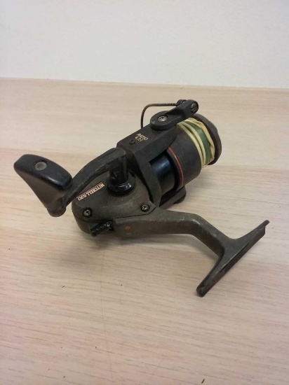 Mitchell Long Shot Spinning Fishing Reel
