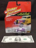 Johnny Lightning Hot Rods 1932 HiBoy Model Care New in Box