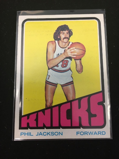 1972-73 Topps #32 Phil Jackson Knicks Vintage Basketball Card