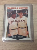 1960 Topps #7 Master and Mentor Willie Mays Vintage Baseball Card