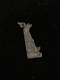 Delaware State Map Sterling Silver Charm Pendant