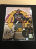 Signed Kobe Bryant Los Angeles Lakers 8x10 Photo with Certificate of Authenticity