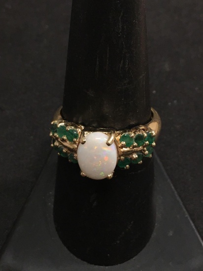 Amazing 10K Yellow Gold Fire Opal & Green Emerald Lined Ring Sz 7.75